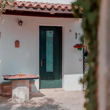 Casale Eliados Con Piscina Apartment