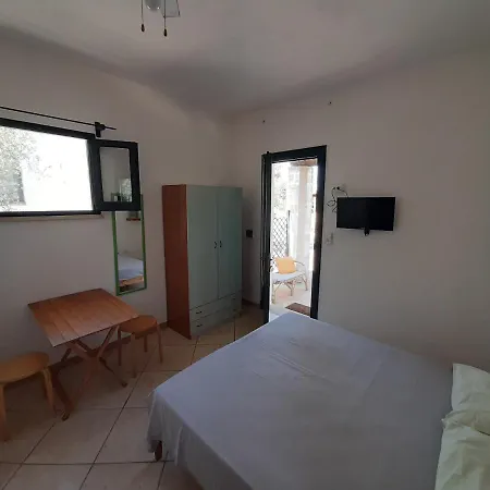 Casale Eliados Con Piscina *